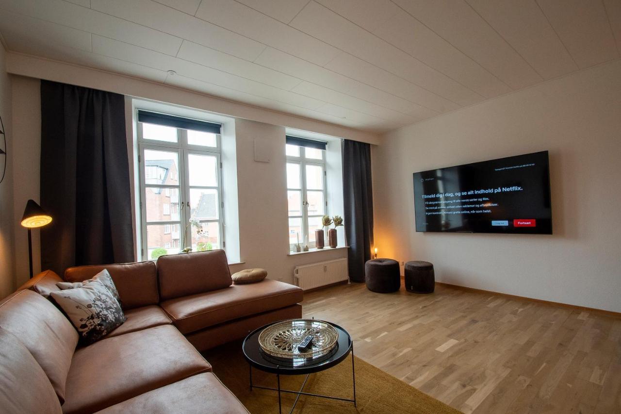 Stylish Two Floor Deluxe Apartment - 2 Bedroom Sønderborg Dış mekan fotoğraf