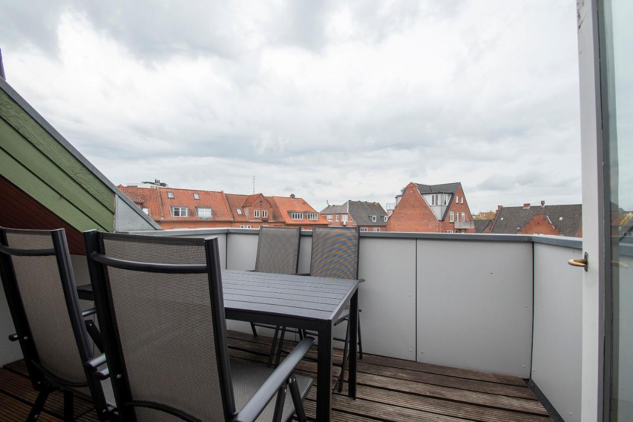 Stylish Two Floor Deluxe Apartment - 2 Bedroom Sønderborg Dış mekan fotoğraf